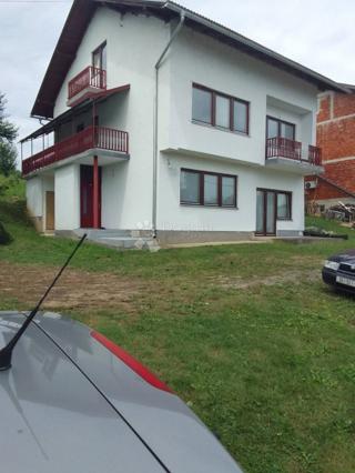 Hiša Topusko, 300m2