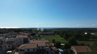Zazidljivo zemljišče Poreč, 702m2