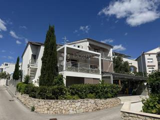 Hiša Brodarica, Šibenik - Okolica, 465m2