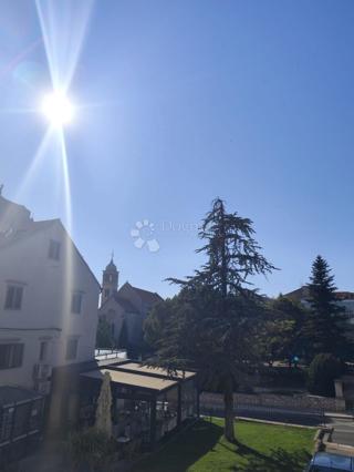 Stanovanje Dolac, Šibenik, 62m2