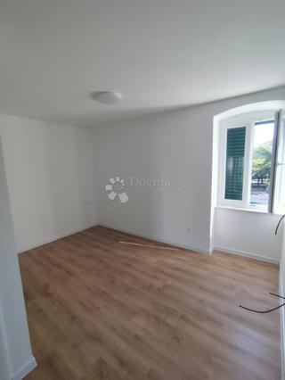 Stanovanje Dolac, Šibenik, 62m2