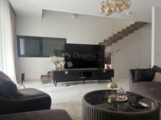 Hiša Maksimir, 302m2