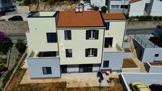 Stanovanje Mali Lošinj, 99,29m2