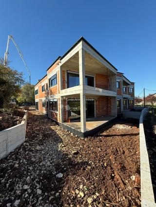 Stanovanje Kanfanar, 62,95m2