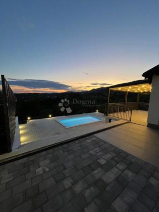 Hiša Vlaškovec, Jastrebarsko - Okolica, 217m2