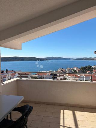 Stanovanje Okrug Gornji, Okrug, 72m2