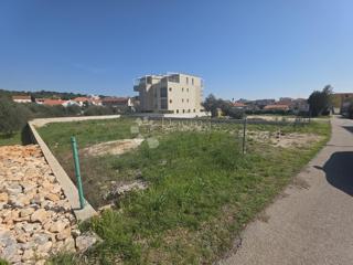 Zazidljivo zemljišče Jezera, Tisno, 589m2