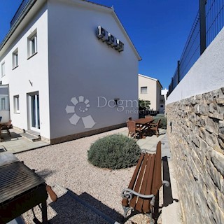 Hiša Vodice, 125m2