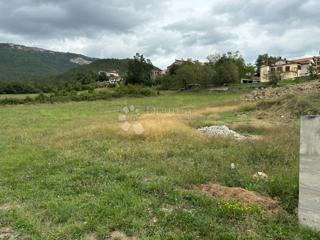Zemljišče Buzet, 1.035m2