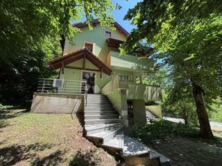 Hiša Brušane, Gospić - Okolica, 200m2