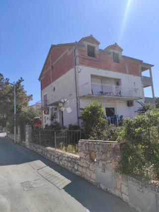 Hiša Supetar, 360m2