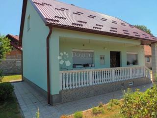 Hiša Budak, Gospić - Okolica, 200m2