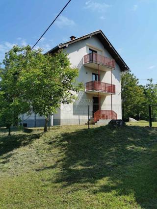Hiša Pješčanica, Gvozd, 200m2