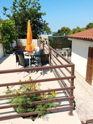 Hiša Dolac, Šibenik, 90m2