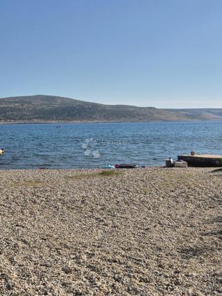 Stanovanje Seline, Starigrad, 57m2