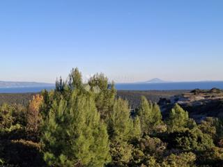 Fantastično zemljišče s panoramskim razgledom