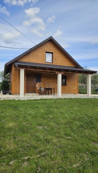 Hiša Studenci, Perušić, 90m2