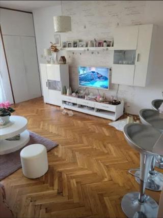 Hiša Gornji grad / Centar, Osijek, 210,99m2