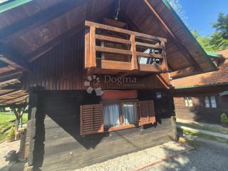 Hiša Gorkovec, Klanjec, 220m2