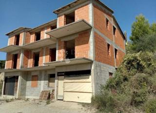 Hiša Podstrana, 360,94m2