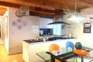 ROVINJ – fantastično dupleks stanovanje z razgledom