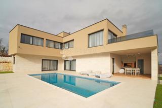 Hiša Kringa, Tinjan, 370m2