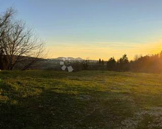 Zazidljivo zemljišče Varaždin Breg, Gornji Kneginec, 2.400m2
