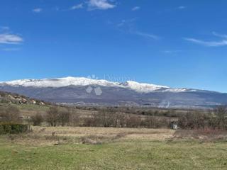 Zazidljivo zemljišče Brnaze, Sinj, 880m2