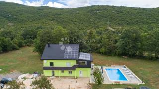 Hiša Štikada, Lovinac, 400m2