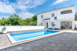 Hiša Jadranovo, Crikvenica, 250m2