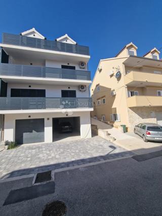 Hiša Meterize, Šibenik, 353m2