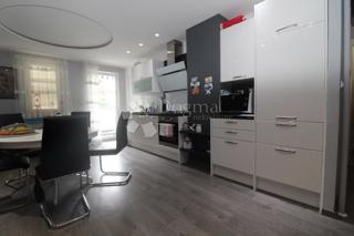 Stanovanje Škurinje, Rijeka, 52m2