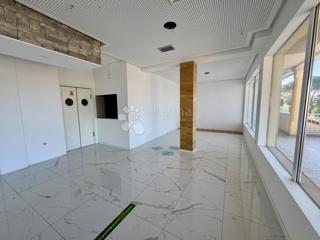 Poslovni prostor Krk, 244m2