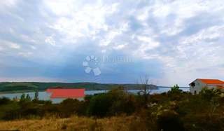 Zazidljivo zemljišče Rtina, Ražanac, 651m2