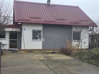 Hiša Lučko, Novi Zagreb - Zapad, 85m2