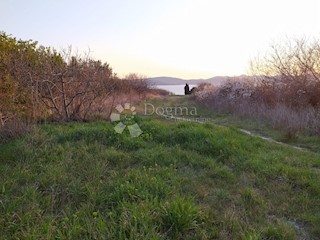 Zemljišče Arbanasi, Zadar, 704m2