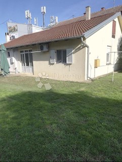 Stanovanje Centar, Vinkovci, 64m2