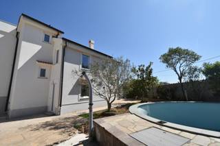 Apartma s skupnim bazenom! Mesto Krk - okolica!