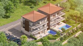Apartma le 250 m od morja! Njivice!