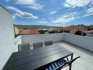 Apartma s pogledom na morje! okolica mesta Krk!