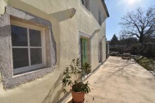Casa ristrutturata con giardino di 1068m2! L'isola di Krk!