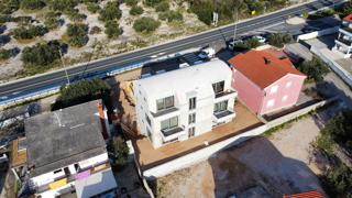 Penthouse v gradnji, 90 m2 - prilagodljiva razporeditev - Pirovac