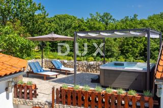 OTOK KRK, VRBNIK (okolica) - Hiša z bazenom in jacuzzijem