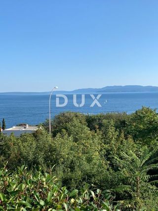 MARČELJEVA DRAGA - stanovanje 95m2, DB+3S, 1. nadstropje s panoramskim pogledom na morje