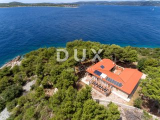 DALMACIJA, TROGIR - Zasebna oaza ob plaži