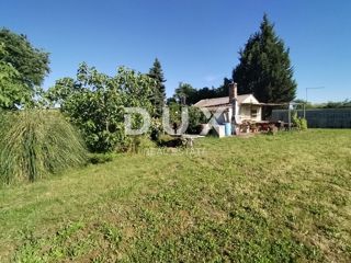 ISTRA, MEDULIN - Kmetijsko zemljišče z dvema legaliziranima objektoma!