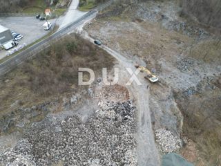 MATULJI, PERMANI - Zazidljivo zemljišče 12000m2 v delovni coni za skladišča/hale, CONA M