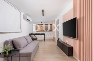 OPATIJA, CENTER - prenovljeno stanovanje 170 m od morja