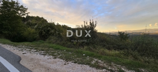 ISTRA, GRAČIŠĆE - Kmetijska zemljišča ob glavni cesti