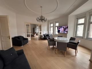 ZAGREB, CENTER - moderno trisobno stanovanje v središču mesta